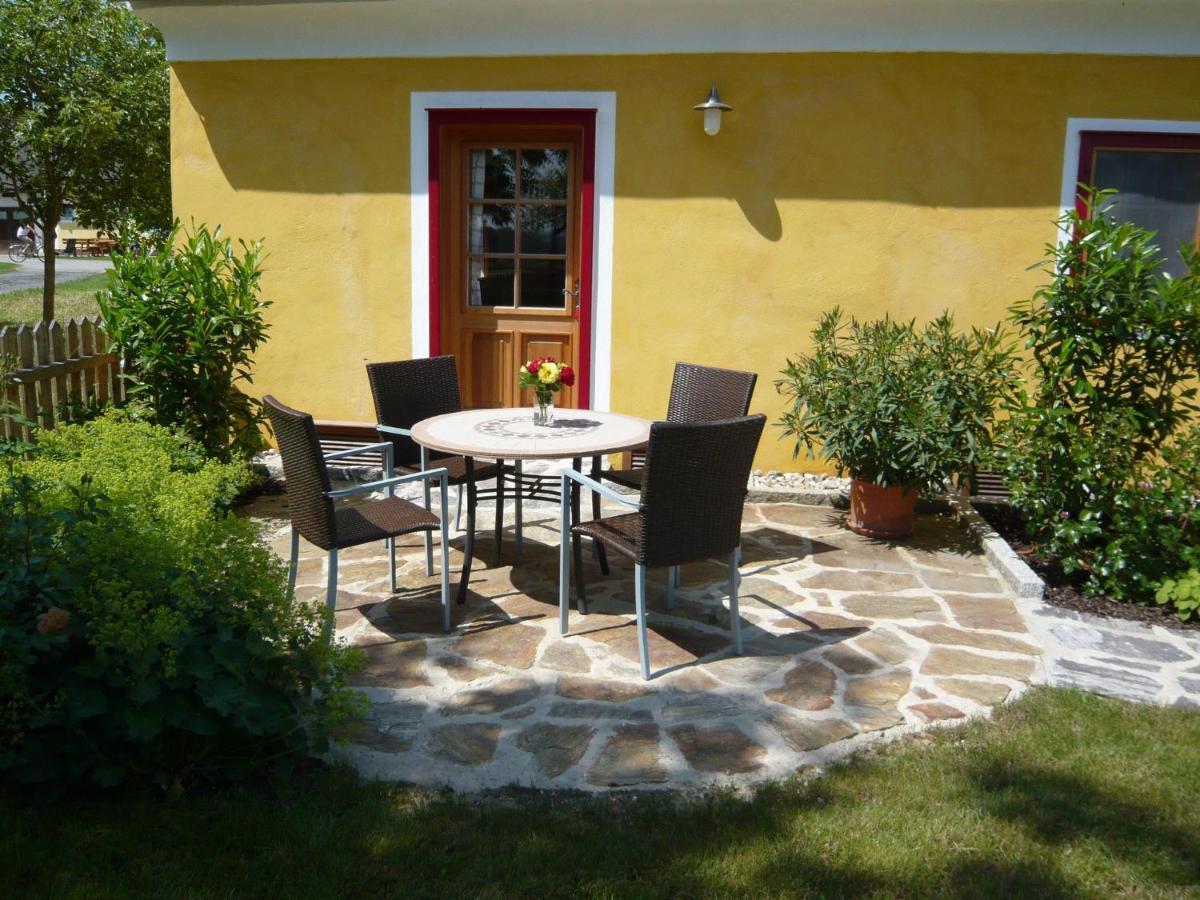 Landlust-Ferienhaus Am Rosenhof Hartberg Esterno foto